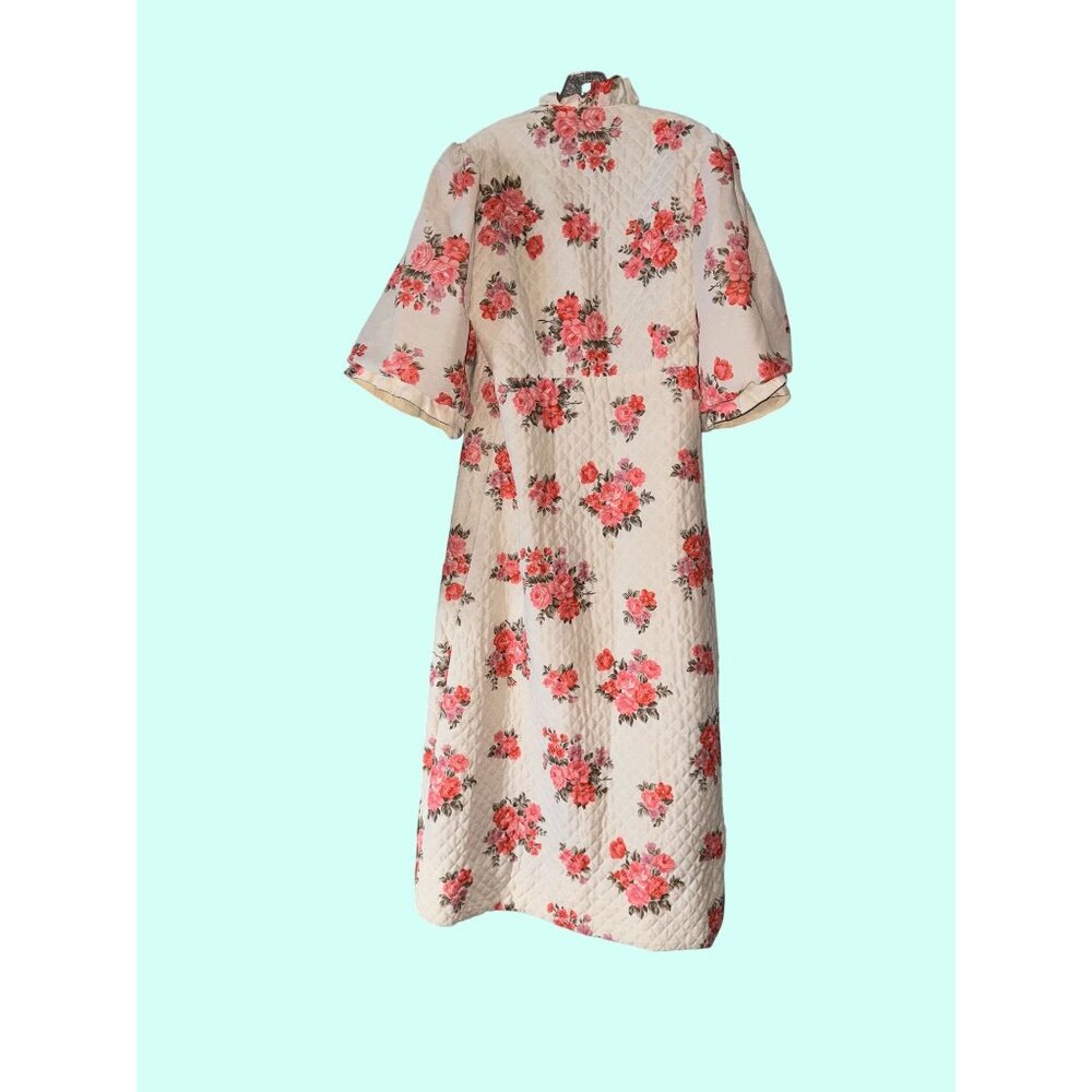 Vintage Floral Quilted Robe With Tie Waist & Puff Sleeves - Picture 10 of 10